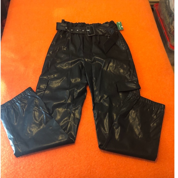 Only black faux leather high rise cargo joggers NWT - Picture 2 of 8